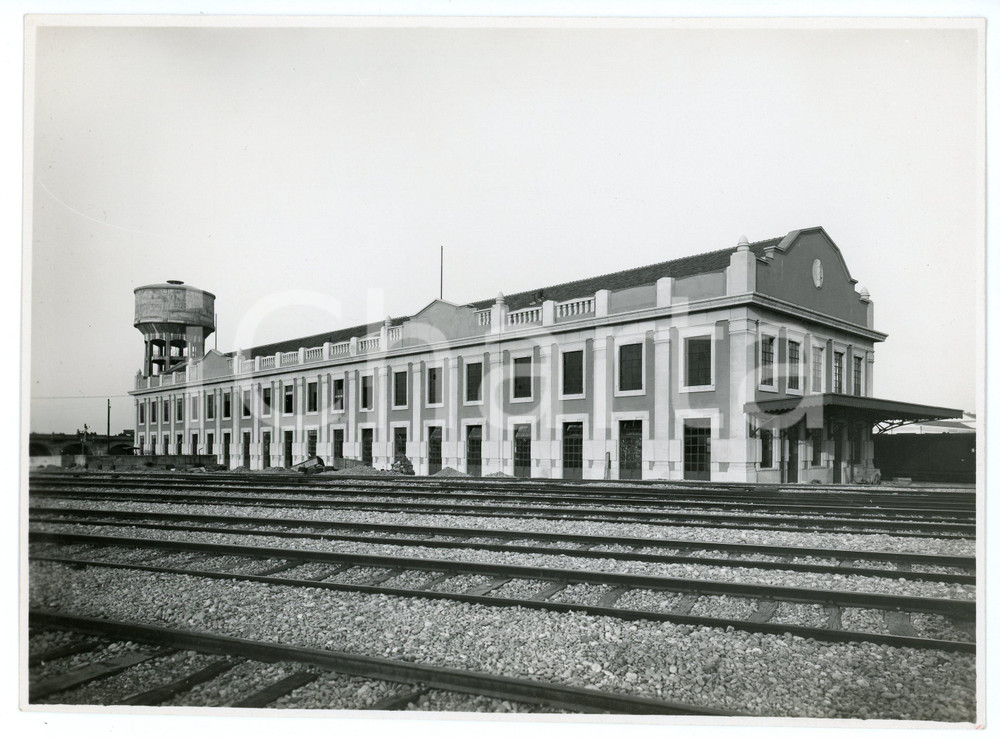 Fotografia d epoca originale 1930 ca MILANO Nuova Stazione Centrale  Fabbricato servizi accessori  Foto 1