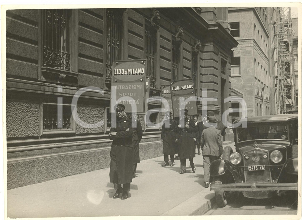 Fotografia d epoca originale 1931 MILANO Nuove pubblicità del LIDO DI MILANO Foto COSTUME 24x18 cm 1