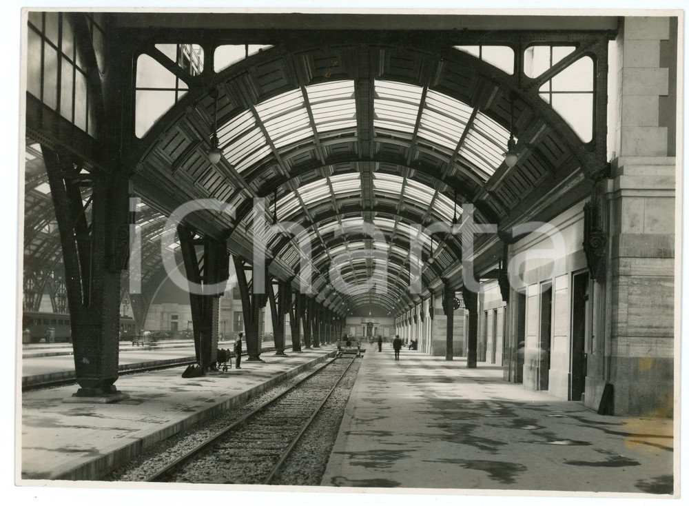 Fotografia d epoca originale 1930 ca MILANO Cantiere nuova Stazione Centrale  Operai al lavoro  Foto 1 1