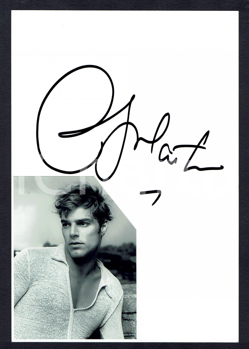 Autografo originale 2010ca Ricky MARTIN Autografo originale su cartoncino con fotografia montata 1