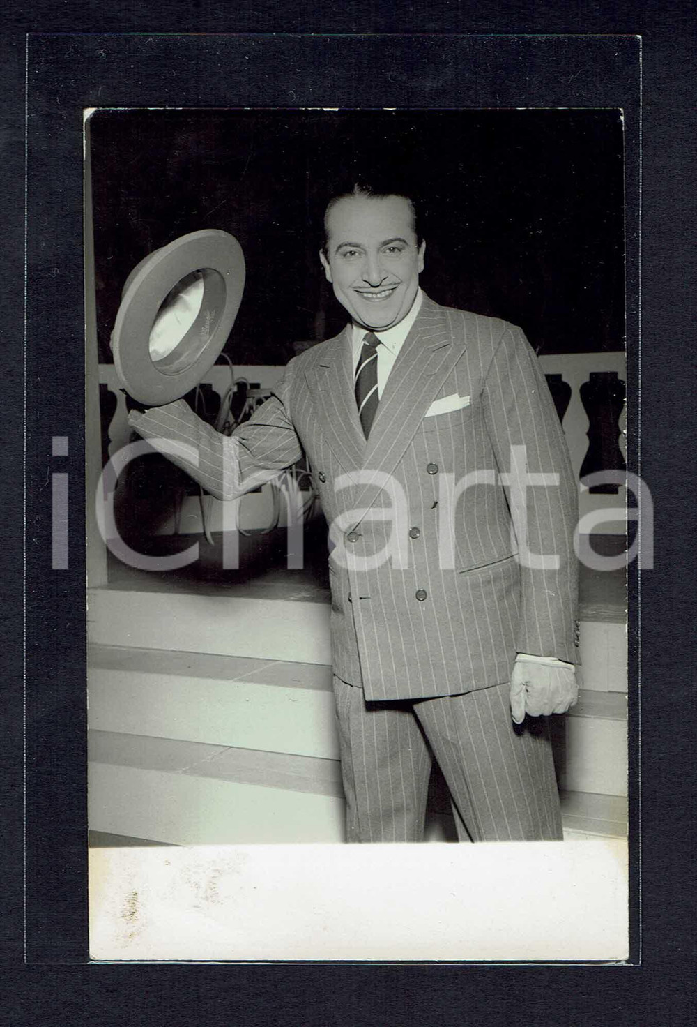 Autografo originale 1954 Nuto NAVARRINI Autografo originale sul retro di cartolina d’epoca 1