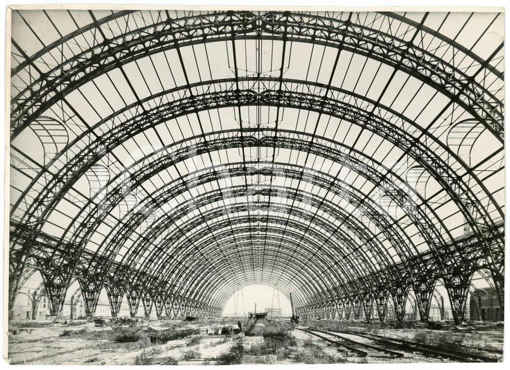 Fotografia d epoca originale 1930 ca MILANO Cantiere nuova Stazione Centrale  Costruzione delle navate Foto 1