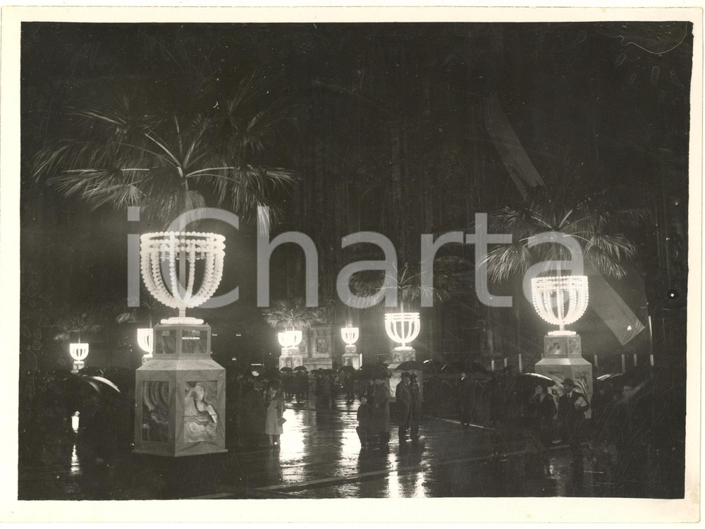 Fotografia d epoca originale 1933 MILANO Commemorazione Marcia su Roma  Luci in Piazza Duomo Foto 1
