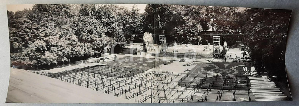 Fotografia d epoca originale 1936 MILANO Parco Sempione  Costruzione del teatro all aperto Foto doppia 1