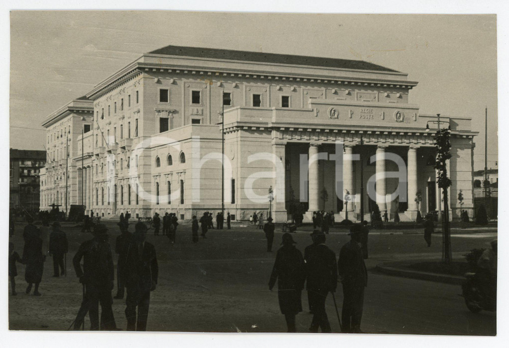 Fotografia d epoca originale 1923 MILANO Piazza Luigi di Savoia  Nuovo edificio REGIE POSTE Foto 16x11 cm 1