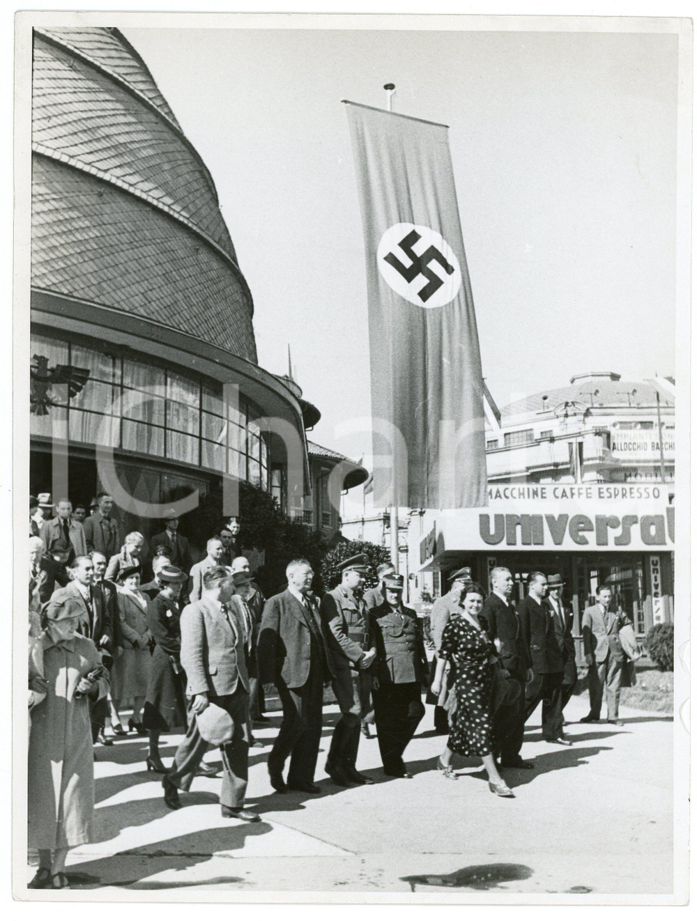 Fotografia d epoca originale 1938 MILANO Fiera Campionaria  Padiglione della GERMANIA Artigiani del Reich 1