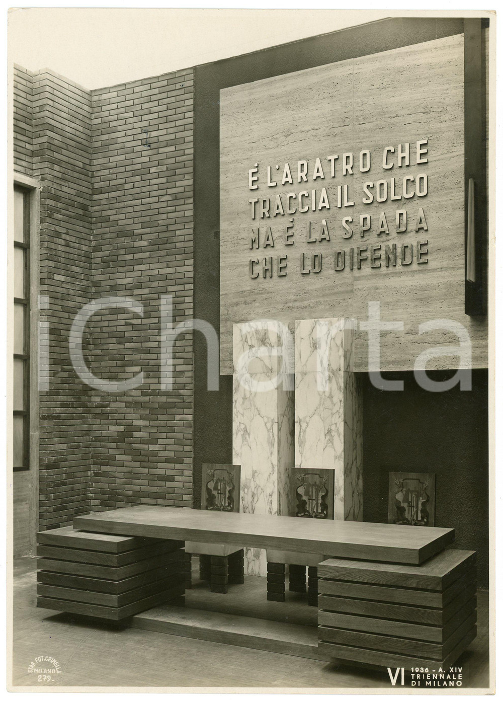 Fotografia d epoca originale 1936 MILANO VI Triennale  Sala rappresentanza del Comune di APRILIA Foto 16x23 1