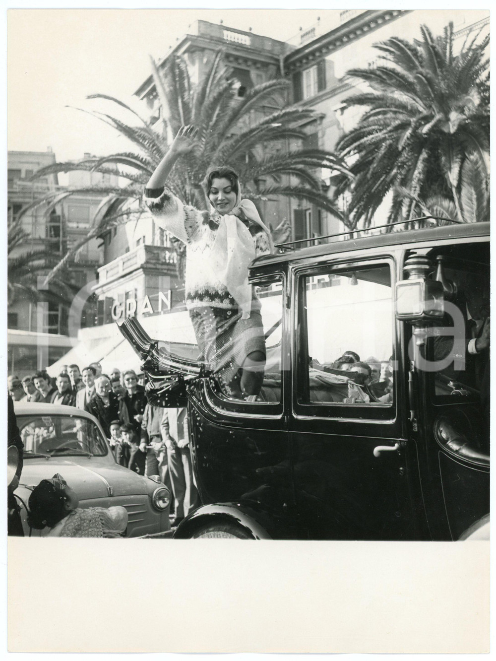 Fotografia d epoca originale 1959 CARNEVALE di RAPALLO Caccia al tesoro  Rosanna SCHIAFFINO in gara  Foto 4 1