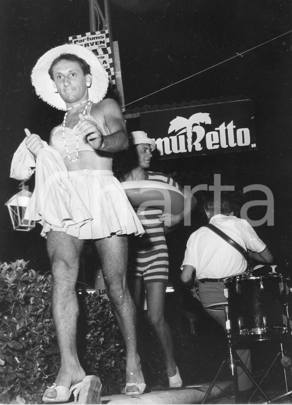 Fotografia d epoca originale 1958 ALASSIO Elezione MISS MURETTO Sfilata uomini travestiti  Foto 18x24 cm 1 1