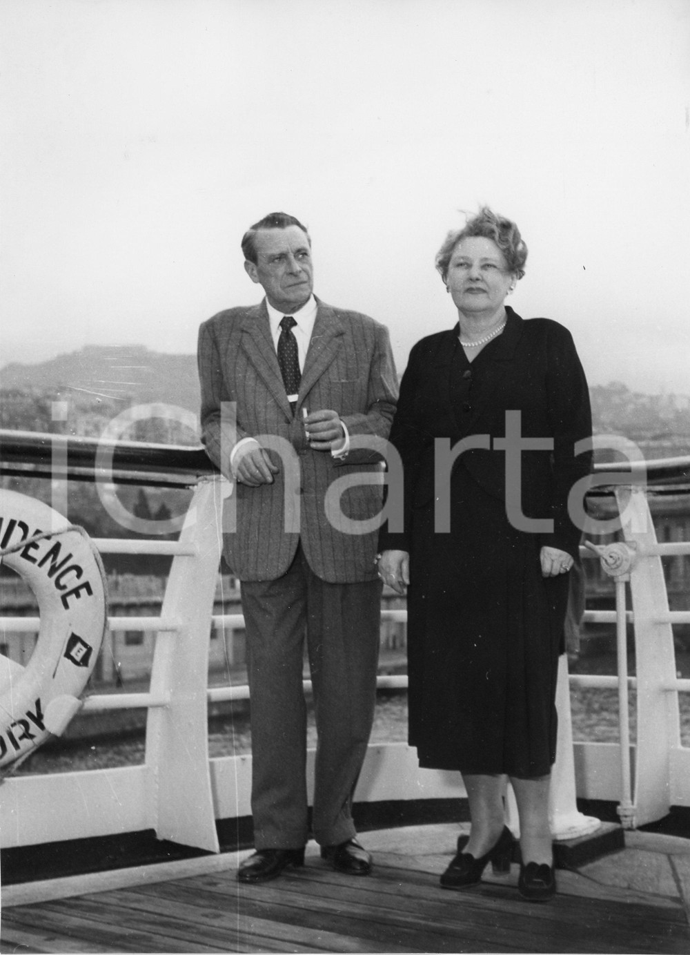 Fotografia d epoca originale 1955 GENOVA T/N Independence  Eduardo CIANNELLI in partenza  Foto 18x24 cm 1 1