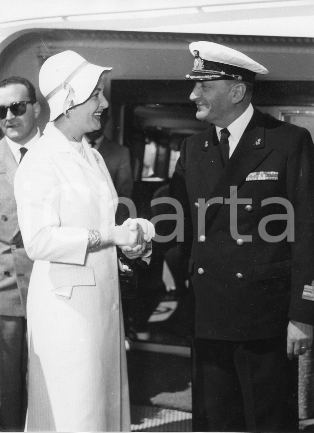 Fotografia d epoca originale 1955 GENOVA T/N Andrea Doria  Elena GIUSTI e Comandante Piero CALAMAI Foto 1 1