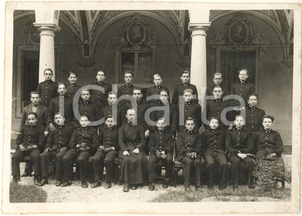 Fotografia d epoca originale 1935 CREMONA Scuola apostolica dei Barnabiti  Ritratto di classe Foto 18x13 1