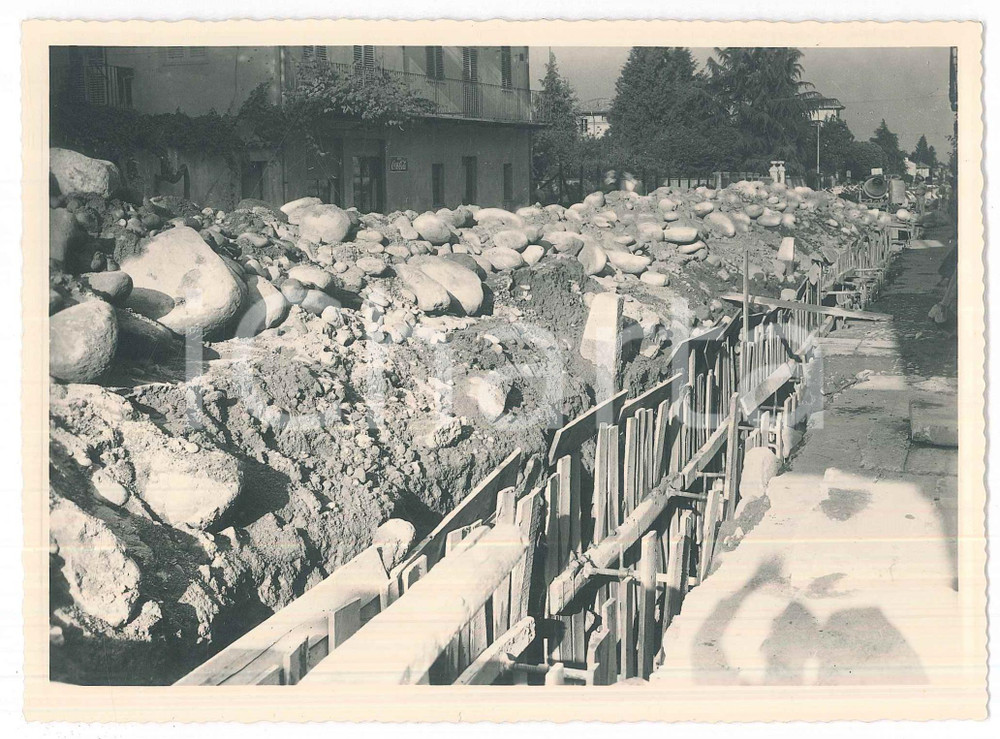 Fotografia d epoca originale 1960 ca BIELLA Cantiere stradale  Sbadacchiatura Foto BINI 18x13 cm 1 1