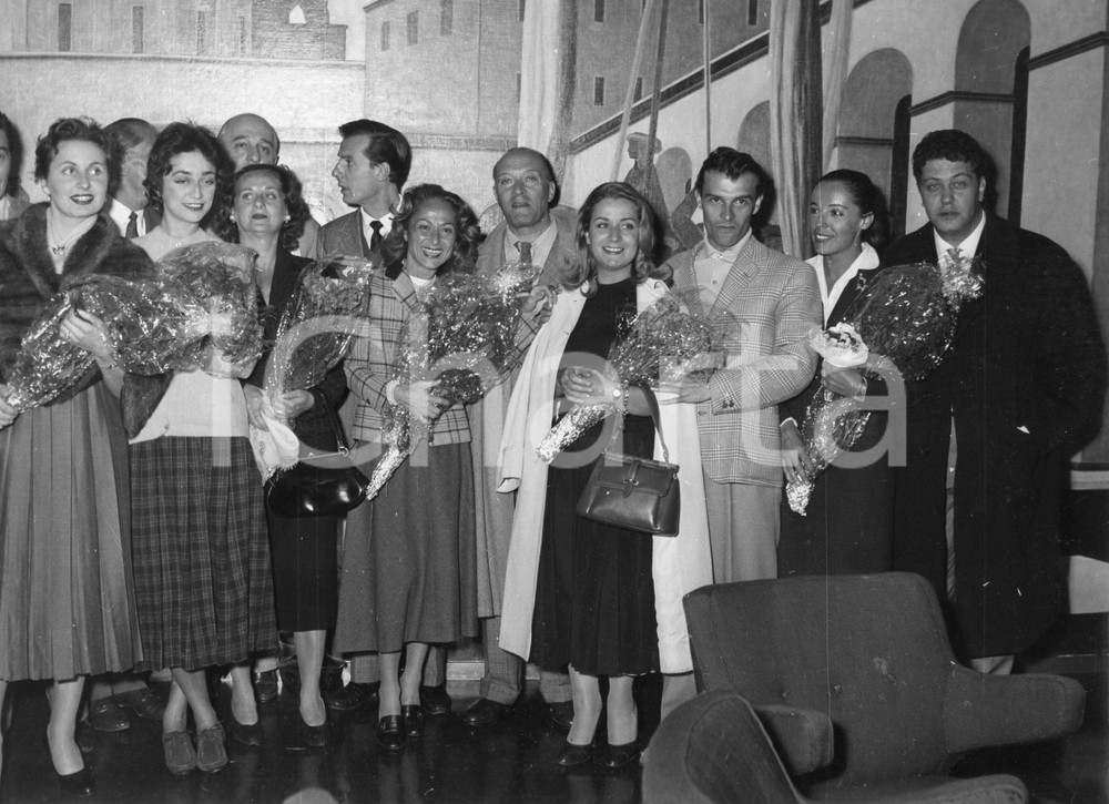 Fotografia d epoca originale 1955 GENOVA Compagnia del Teatro Italiano  Accoglienza  Foto 24x18 cm 1 1