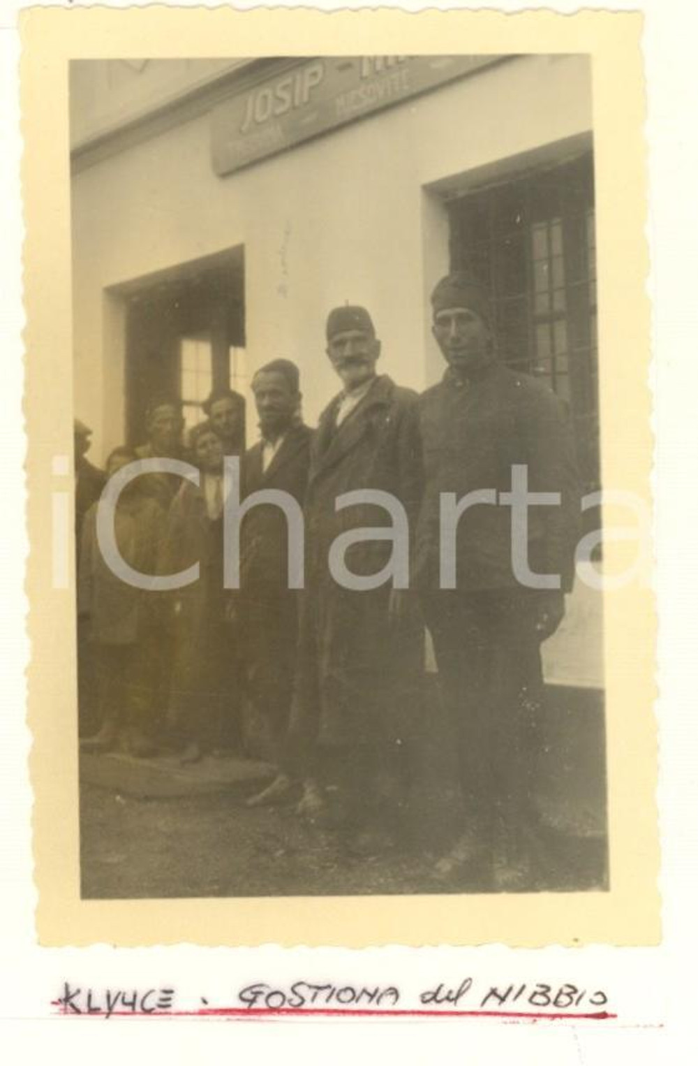 Fotografia d epoca originale 1941 WW2 KLJUC BOSNIA Locanda del Nibbio Foto COSTUME 6x9 cm 1