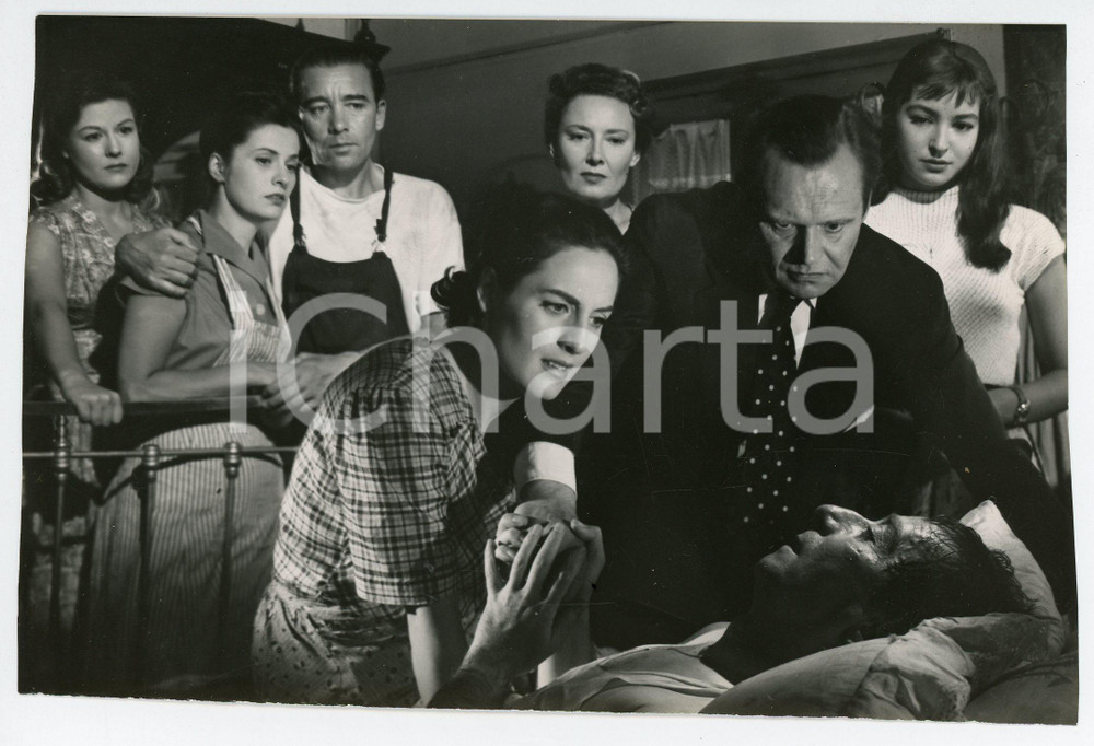 Materiale cinematografico d’epoca 1957 CINEMA El batallón de las sombras Regia di Manuel MUR OTI Foto 17x11 cm 2 1