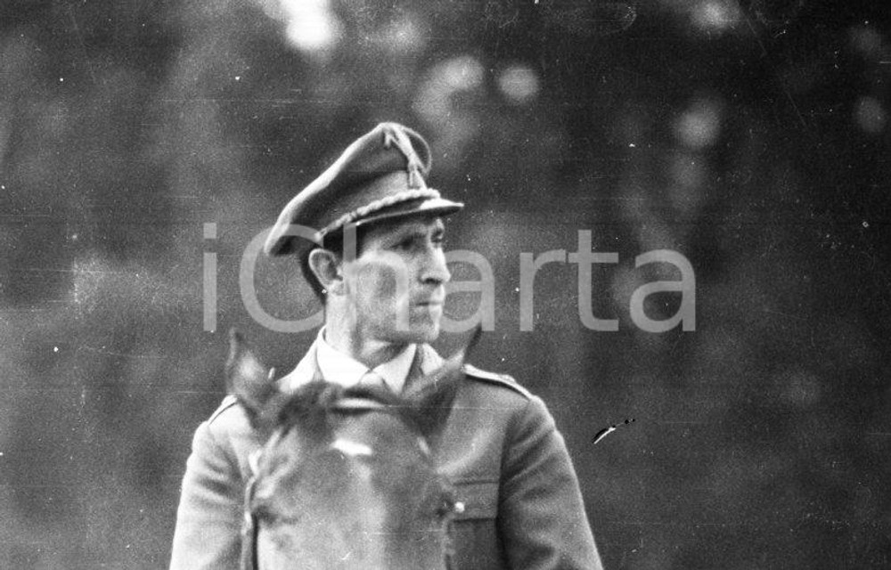 Fotografia d epoca originale 1970ca CASERTA Raimondo D INZEO Concorso ippico alla Reggia NEGATIVO ORIGINALE 1