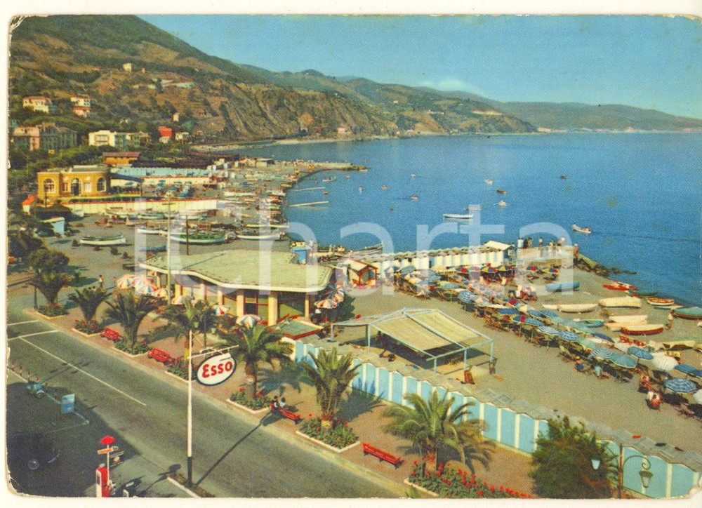 Cartolina originale da collezione 1958 ARENZANO GE Spiaggia e Bagni SOLE Benzina ESSO Cartolina postale ANIMATA 1