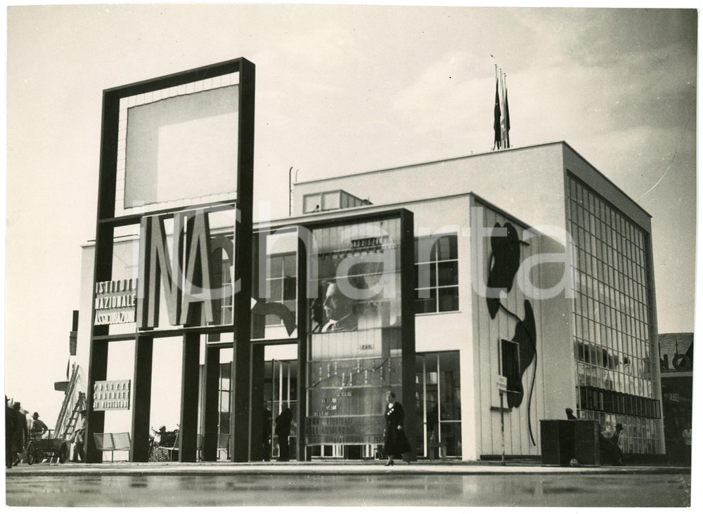 Fotografia d epoca originale 1935 MILANO Fiera Campionaria  Nuovo padiglione INA Assicurazioni  Foto 1