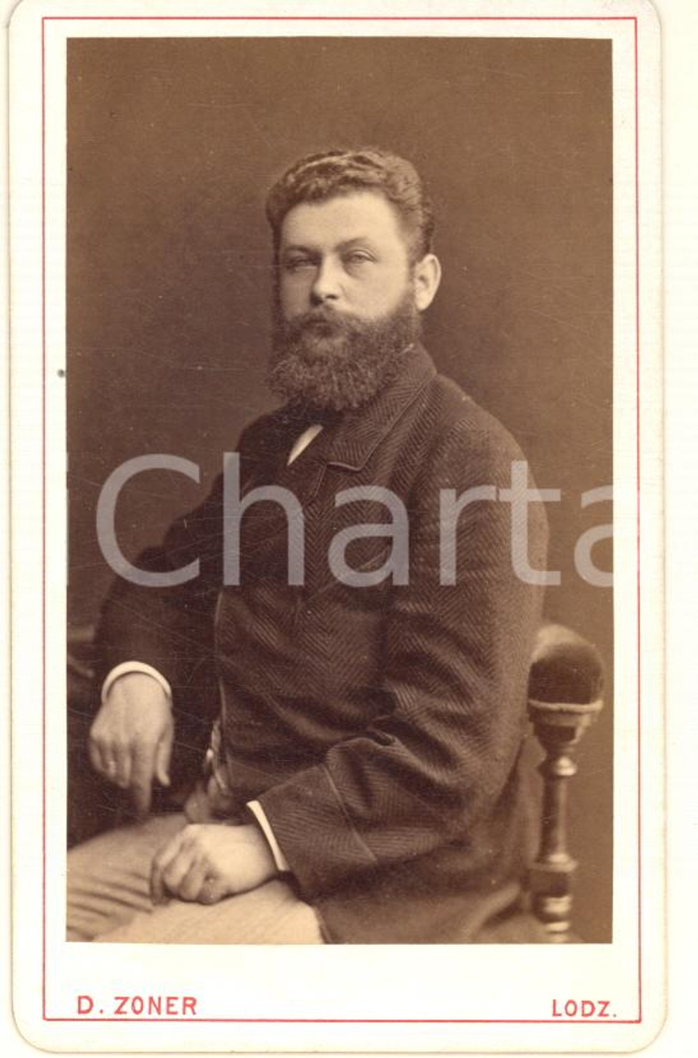 Fotografia d epoca originale 1885 ca LODZ POLAND Ritratto maschile seduto  Foto Dominik ZONER CDV 1