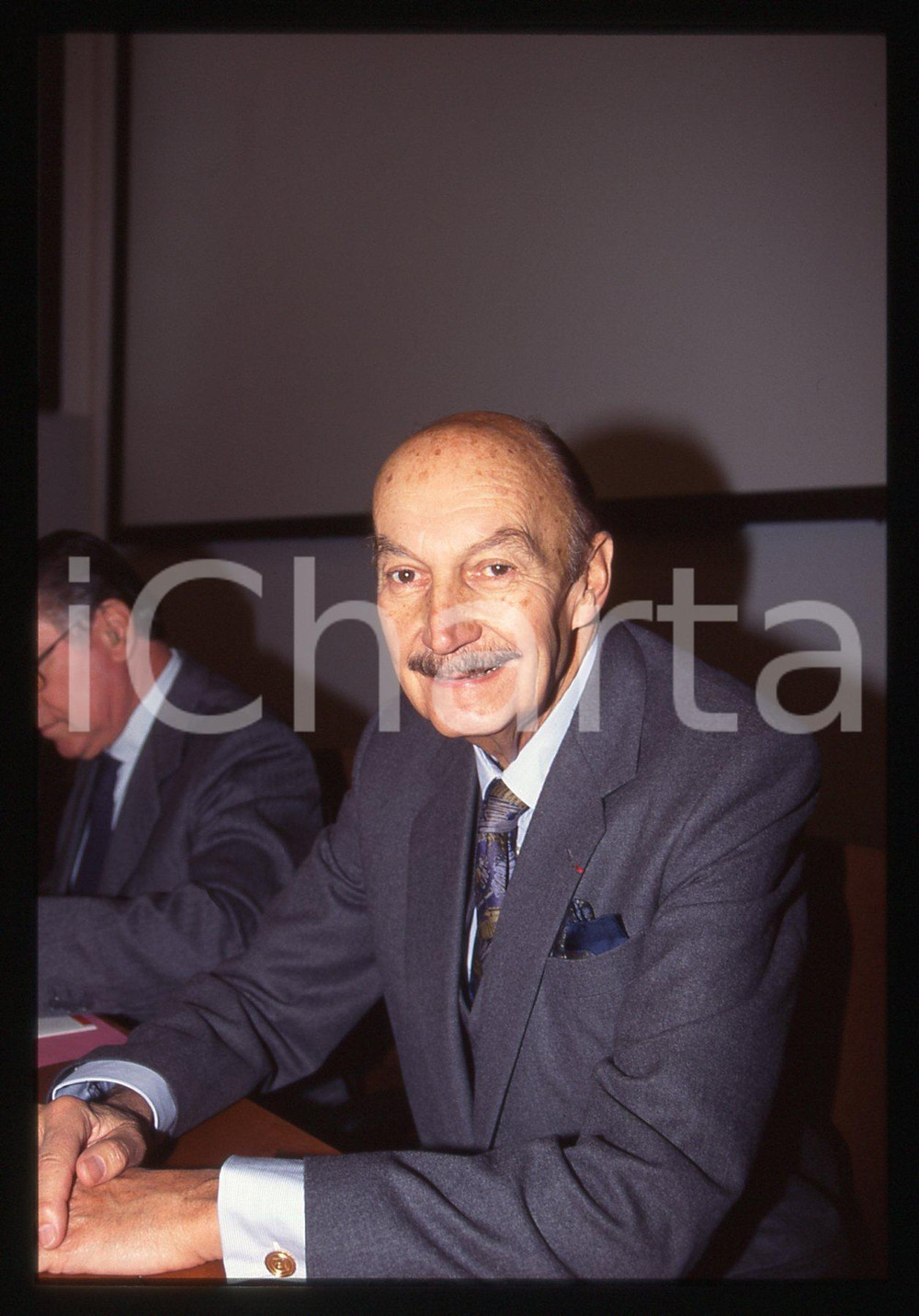 Fotografia d epoca originale 35mm vintage slide 1995 ca ITALIA Pierre DUMAS Ritratto del politico francese 5 1