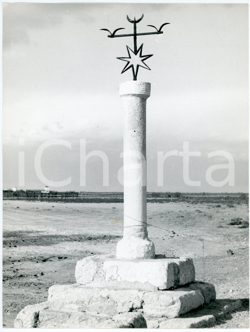 Fotografia d epoca originale 1970 ca SAINTESMARIESDELAMER Mas de Cacharel  Insegna caratteristica  Foto 1