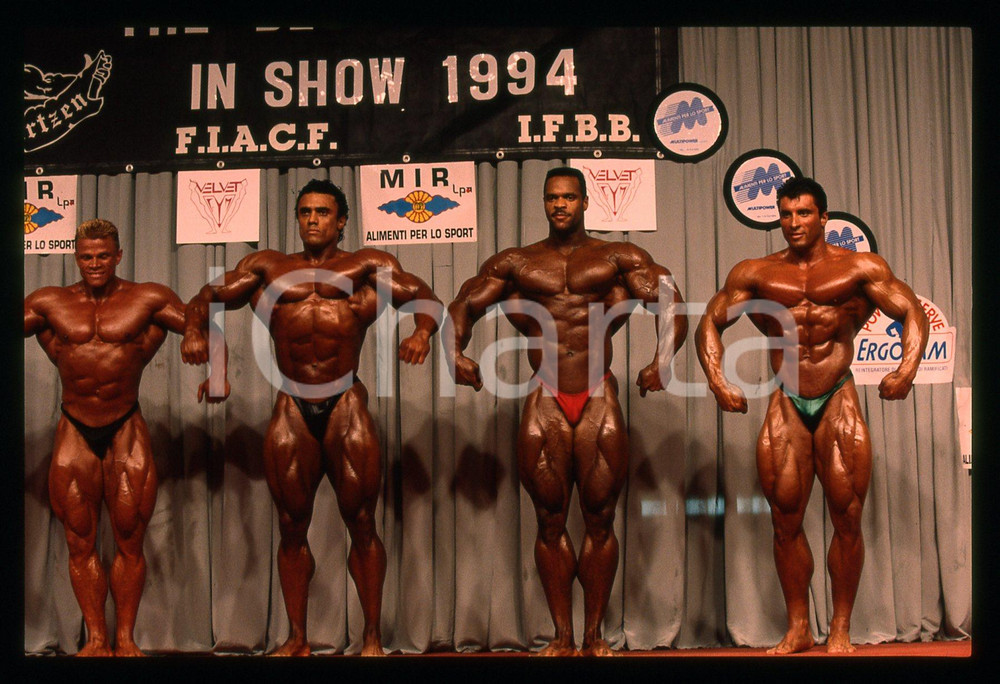 Fotografia d epoca originale 1994 MILANO  IFBB GRAND PRIX ITALY  BODYBUILDING 35mm VINTAGE SLIDE 1