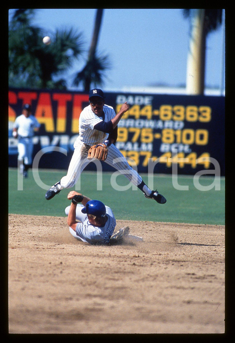 Fotografia d epoca originale 1988 BASEBALL Rafael SANTANA NEW YORK YANKEES in gara MLB 35mm VINTAGE SLIDE 1