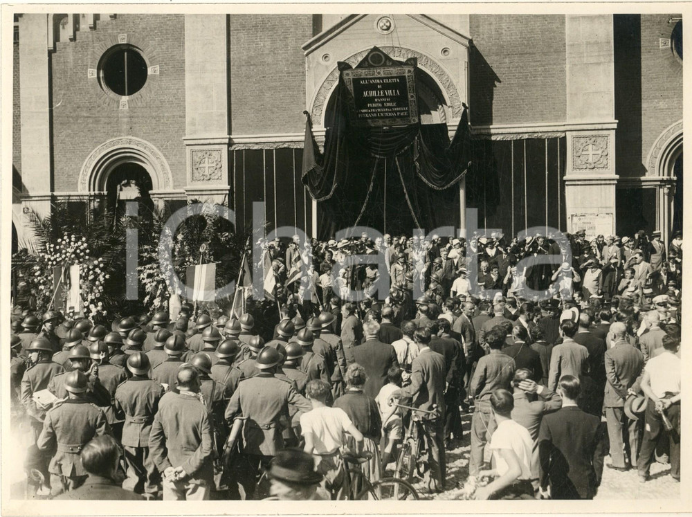 Fotografia d epoca originale 1930 ca MILANO piazza Wagner  Chiesa San Pietro in Sala  Funerali Foto 2 1