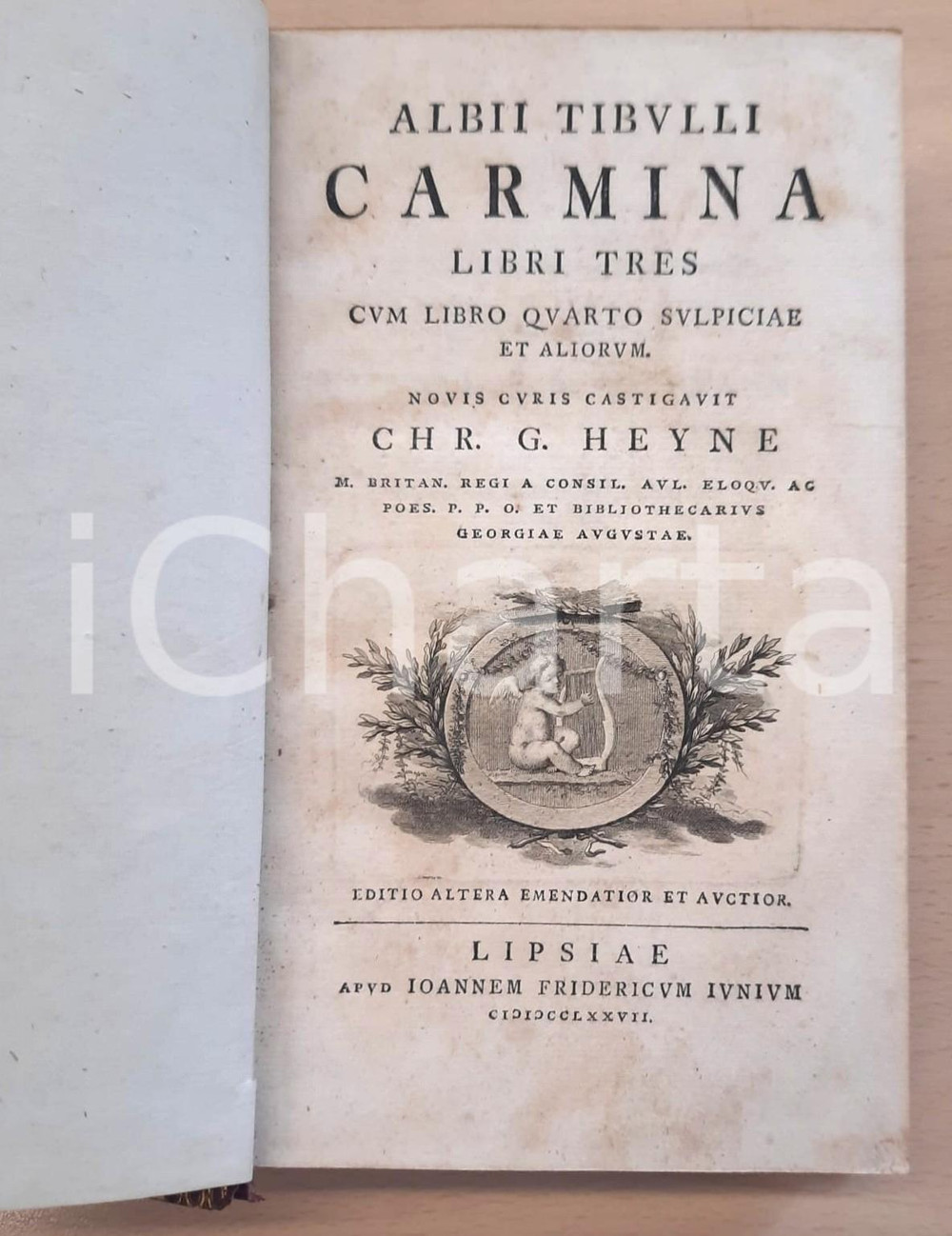 Libro, pubblicazione d epoca 1777 Albii Tibulli Carmina Libri tres  Novis curis G. HEYNE Lipsia 1