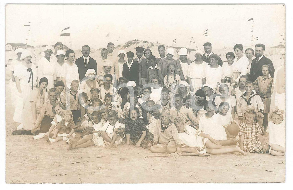 Fotografia d epoca originale 1920 ca GERMANY  MARE DEL NORD  Gruppo di bagnanti  Foto cartolina 1