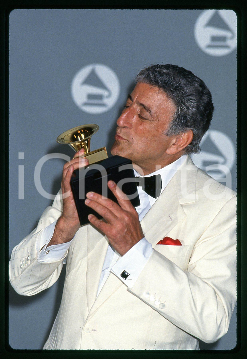 Fotografia d epoca originale 1993 LOS ANGELES Tony BENNETT ai 35th GRAMMY AWARDS 35mm VINTAGE SLIDE 1