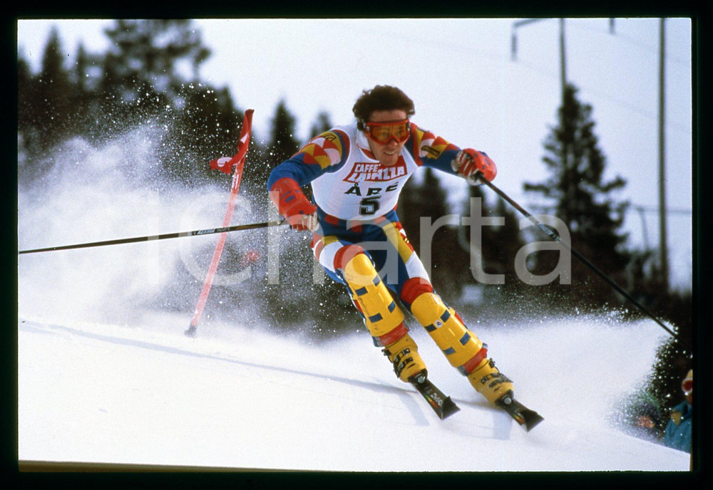 Fotografia d epoca originale 1988 ARE SCI  Didier BOUVET durante lo SLALOM SPECIALE 35mm VINTAGE SLIDE 1