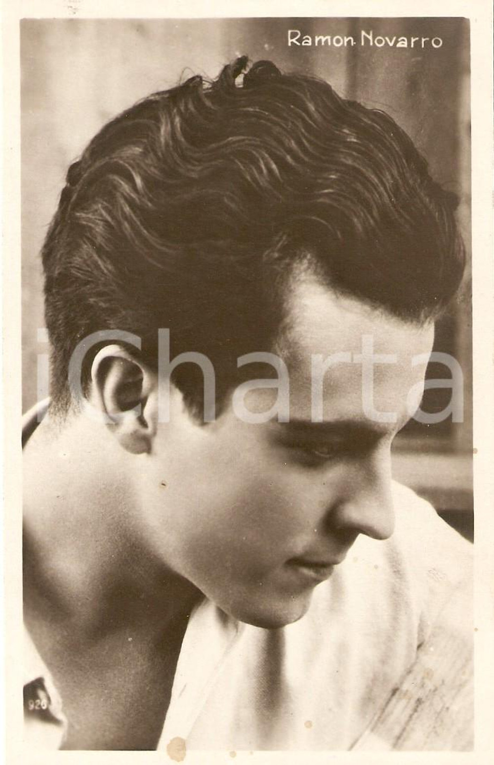 Cartolina originale da collezione 1925 ca CINEMA Attore Ramon NOVARRO in camicia bianca Cartolina 2 1