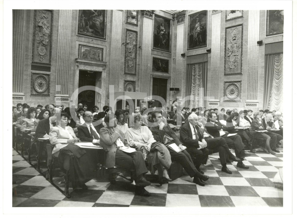 Fotografia d epoca originale 1995 GENOVA Palazzo Ducale  Conferenza nella Sala del Minor Consiglio Foto 1