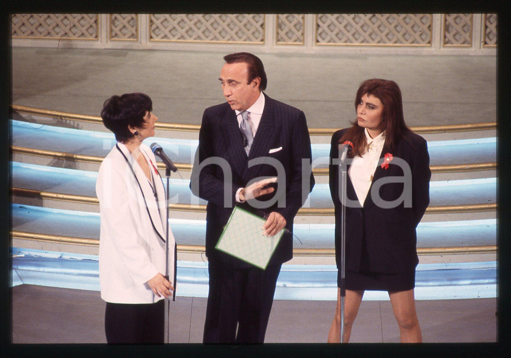 Negativo, diapositiva originale 35mm vintage slide 1993 FESTIVAL SANREMO Mia MARTINI Loredana BERTÈ Pippo BAUDO 1