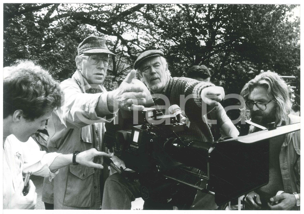 Materiale cinematografico d’epoca 1988 CINEMA Ved vejen/Katinka Max VON SYDOW e Sven NYKVIST sul set  Foto 2 1