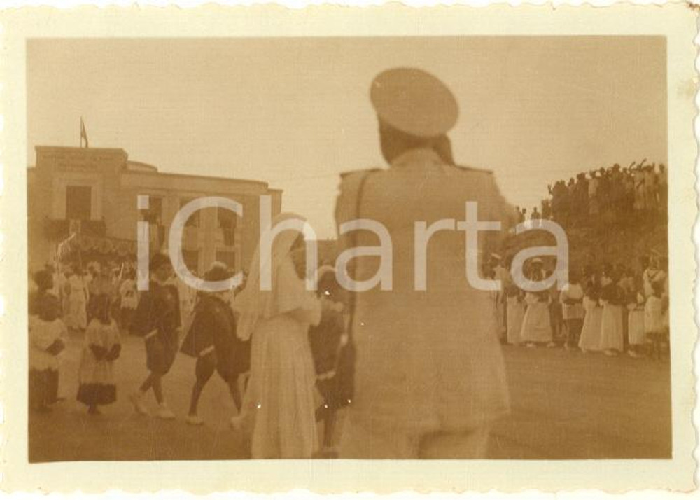 Fotografia d epoca originale 1936 AOI MOGADISCIO Processione Corpus Domini  Monumento ai Caduti Foto 9x6 1