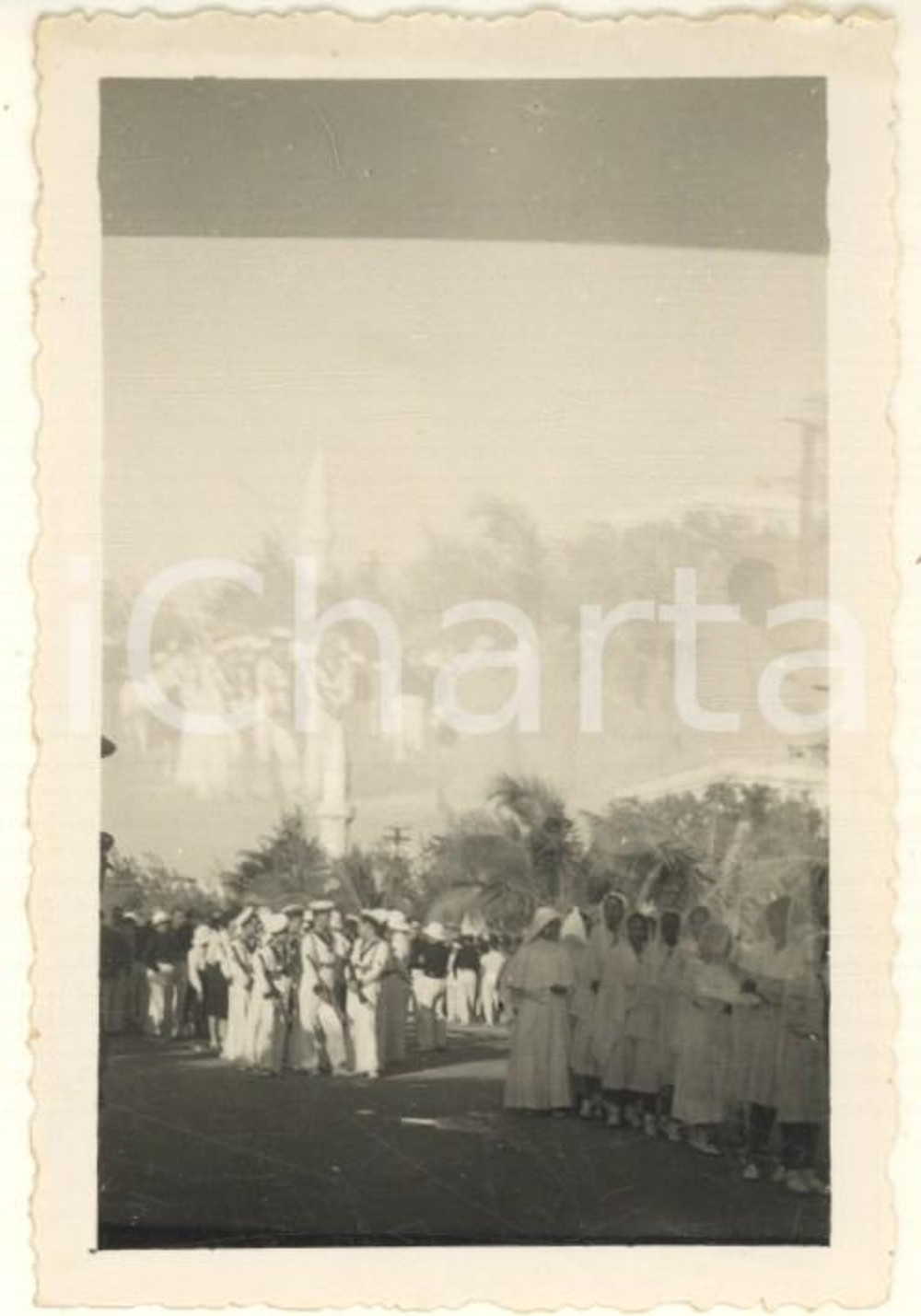 Fotografia d epoca originale 1936 AOI MOGADISCIO Corteo Corpus Domini  Educande e Regia Marina Foto 9x6 cm 1