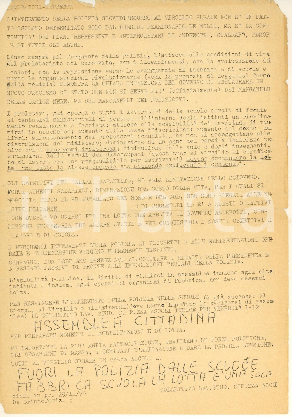 Materiale pubblicitario d’epoca 1972 MILANO Collettivo PIAZZA ASCOLI Fuori la polizia dalle scuole Volantino 1