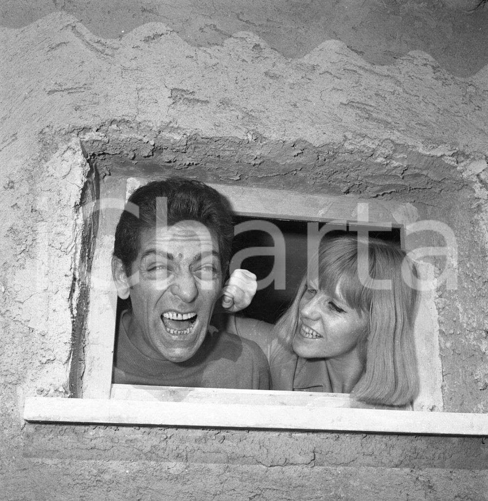 Fotografia d epoca originale 1965ca Paolo GOZLINO Elena SEDLAK ritratto NEGATIVO ORIGINALE 1