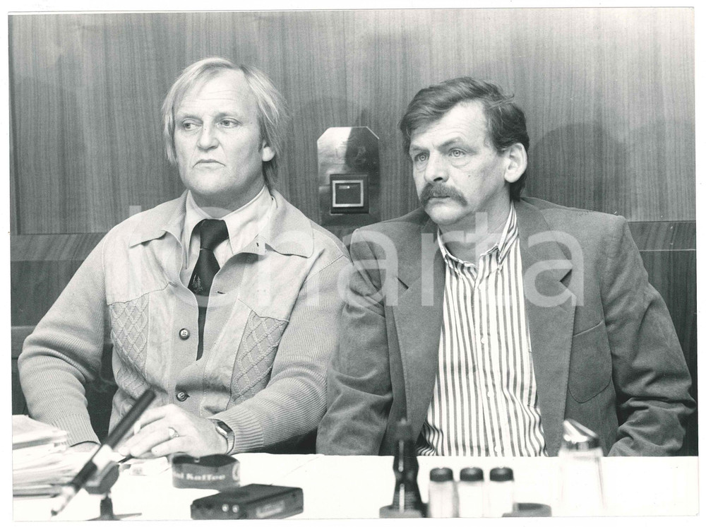 Fotografia d epoca originale 1988 WIEN  LUCONA AFFAIR Jacop PUISTER Jacobus N. VAN BECKUM Photo 24x17 cm 1