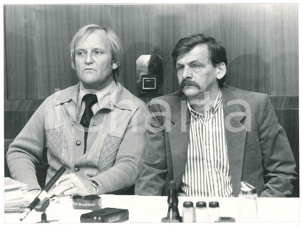Fotografia d epoca originale 1988 WIEN  LUCONA AFFAIR Jacop PUISTER Jacobus N. VAN BECKUM Photo 24x17 cm 2 1