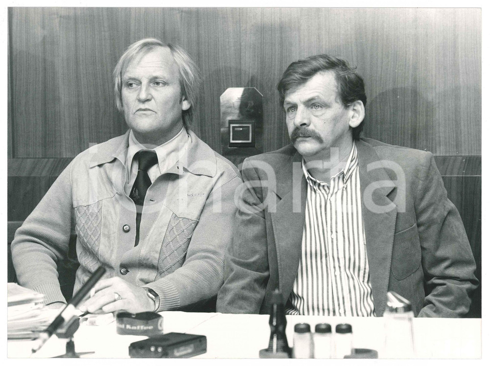 Fotografia d epoca originale 1988 WIEN  LUCONA AFFAIR Jacop PUISTER Jacobus N. VAN BECKUM Photo 24x17 cm 1 1