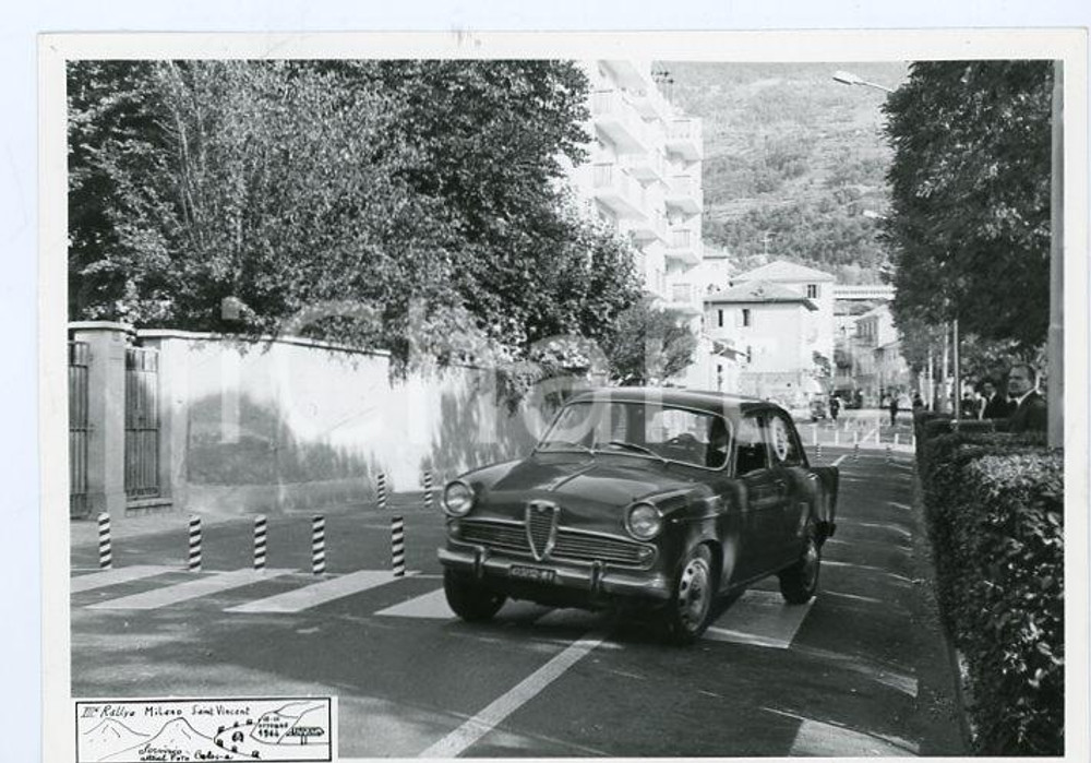 Fotografia d epoca originale 1964 III RALLY MILANO  SAINT VINCENT Alfa Romeo Giulietta JOLLY TEAM Foto 1 1