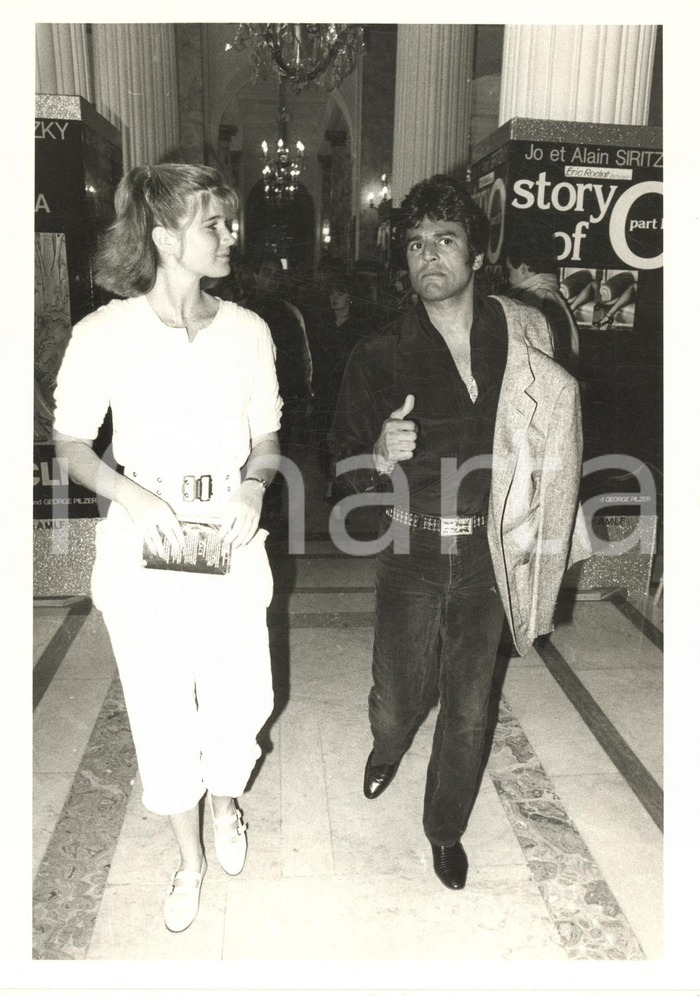 Fotografia d epoca originale 1984 FESTIVAL DI CANNES ? Erik ESTRADA e Gail Foto 24x18 cm 1 1
