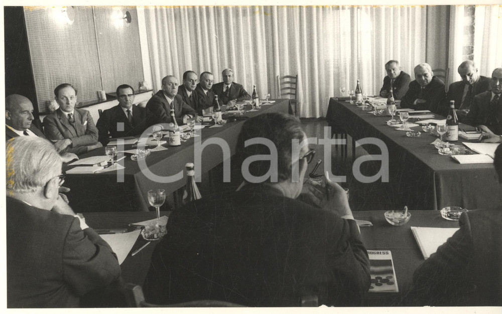 Fotografia d epoca originale 1975 ca MILANO Dirigenza azienda SNIA VISCOSA Foto Carlo CISVENTI 1 1