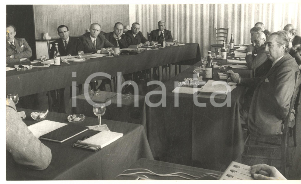 Fotografia d epoca originale 1975 ca MILANO Dirigenza azienda SNIA VISCOSA Foto Carlo CISVENTI 3 1