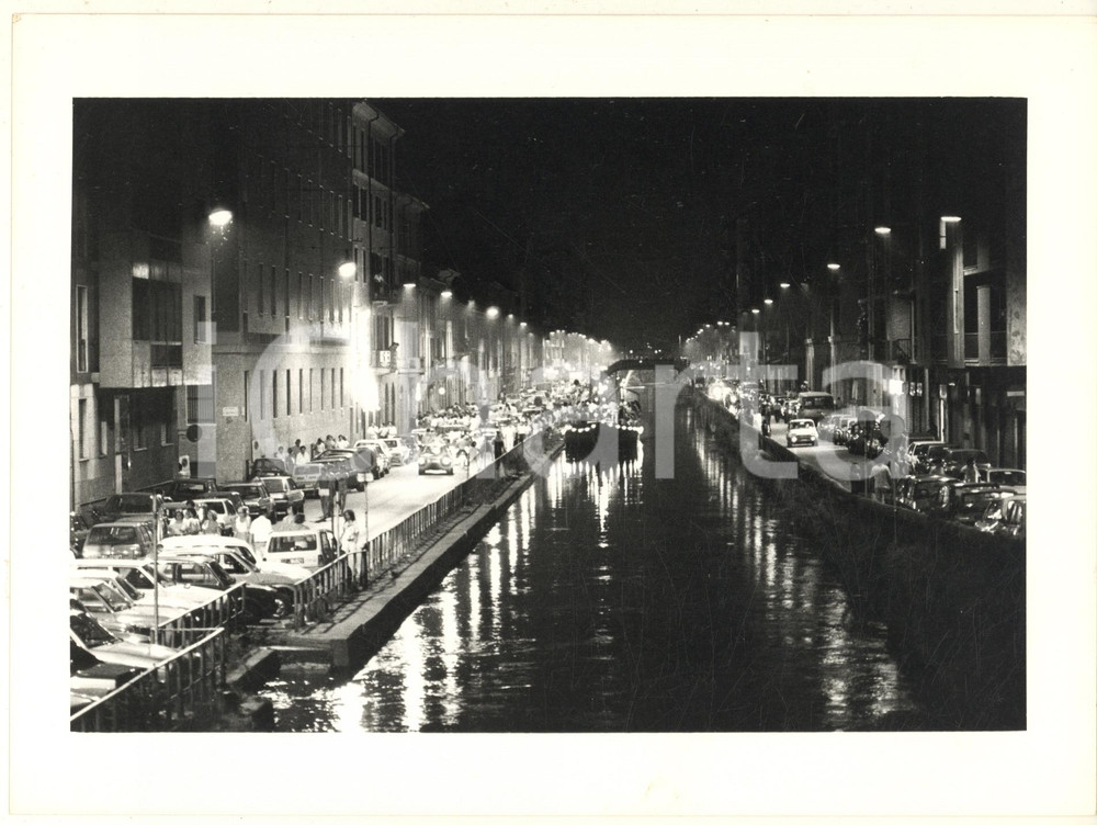 Fotografia d epoca originale 1995 MILANO Naviglio Pavese  Barconeristorante illuminato Foto 24x18 2 1