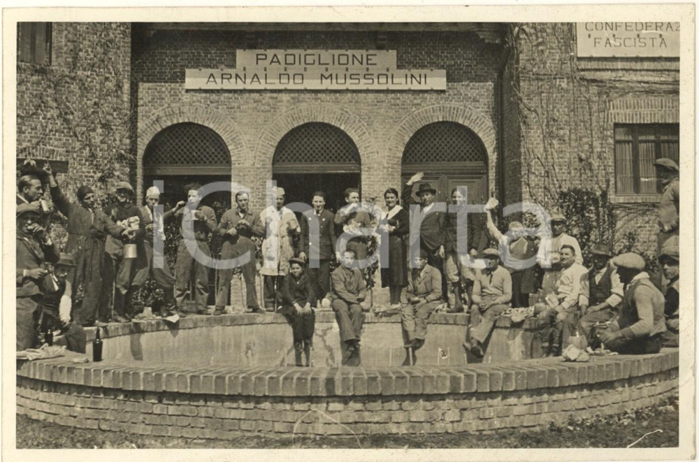Fotografia d epoca originale 1934 FIERA DI MILANO Padiglione Arnaldo Mussolini Pranzo degli agrumari Foto 1
